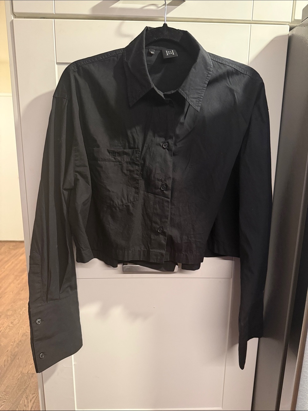 Helsa Crop Button Up Top Black Size XS/S | Good Condition